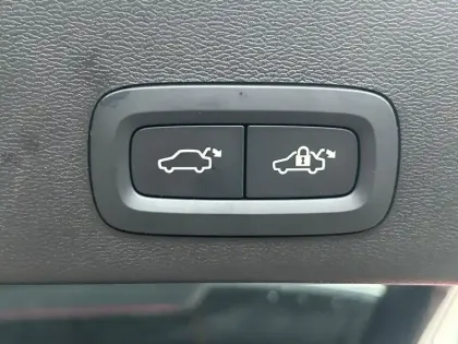 Photo 26 Volvo Xc40  B3 163 ch DCT7