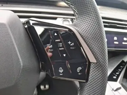 Photo 19 Peugeot 3008  Plug-in Hybrid 195 e-DCS7