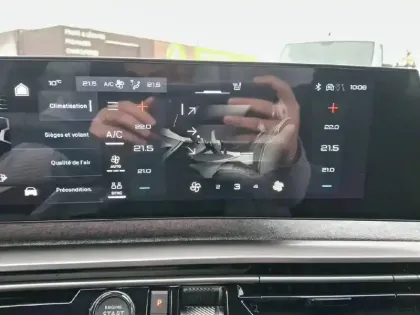 Photo 21 Peugeot 3008  Plug-in Hybrid 195 e-DCS7