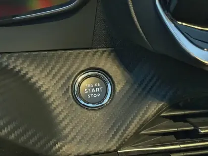 Photo 18 Peugeot 2008  Electrique 136 ch