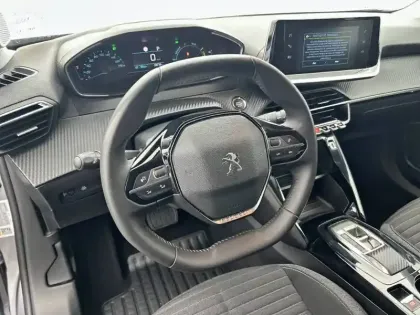 Photo 54 Peugeot 2008  Electrique 136 ch