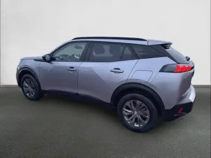 Photo 6 Peugeot 2008  Electrique 136 ch