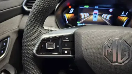 Photo 89 Mg ZS  1.5 L Hybrid+ 197 ch
