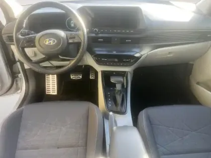 Photo 14 Hyundai Bayon  1.0 T-GDi 100 DCT-7 Hybrid 48V