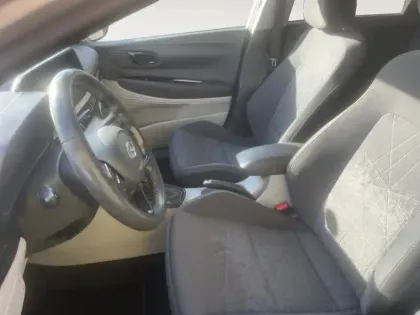 Photo 9 Hyundai Bayon  1.0 T-GDi 100 DCT-7 Hybrid 48V