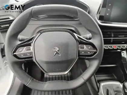 Photo 78 Peugeot 208  PureTech 75 S&S BVM5