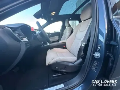 Photo 9 Volvo Xc60  T6 AWD Hybride rechargeable 253 ch+145 ch Geartronic 8