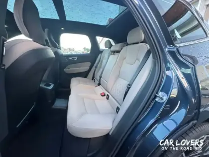 Photo 13 Volvo Xc60  T6 AWD Hybride rechargeable 253 ch+145 ch Geartronic 8