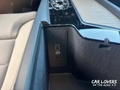 Photo 20 Volvo Xc60  T6 AWD Hybride rechargeable 253 ch+145 ch Geartronic 8