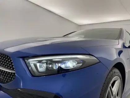 Photo 94 Mercedes Classe A  250 e 8G-DCT