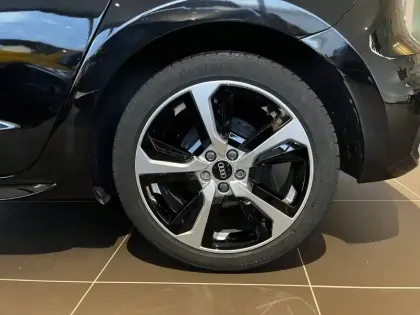 Photo 12 Audi A1  Sportback 25 TFSI 95 ch S tronic 7