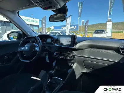 Photo 110 Peugeot 2008  BlueHDi 110 S&S BVM6