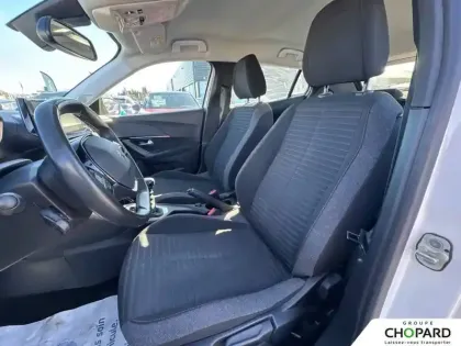 Photo 108 Peugeot 2008  BlueHDi 110 S&S BVM6