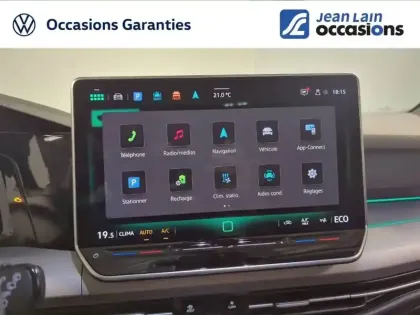 Photo 19 Volkswagen Golf  1.5 eHybrid 204 DSG6