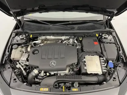 Photo 19 Mercedes Classe A  180 d 8G-DCT