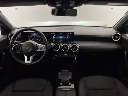 Photo 30 Mercedes Classe A  180 d 8G-DCT