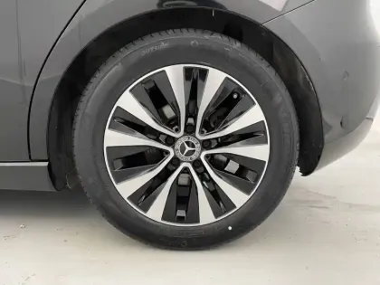 Photo 16 Mercedes Classe A  180 d 8G-DCT