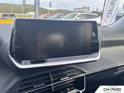 Photo 50 Peugeot 2008  PureTech 130 S&S EAT8