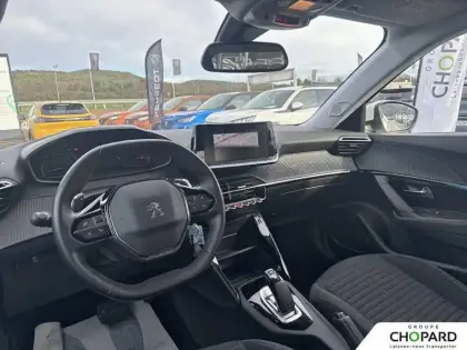 Photo 37 Peugeot 2008  PureTech 130 S&S EAT8