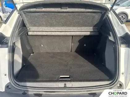 Photo 7 Peugeot 2008  PureTech 130 S&S EAT8