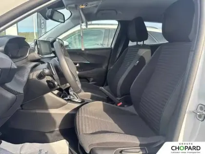 Photo 67 Peugeot 2008  PureTech 130 S&S EAT8