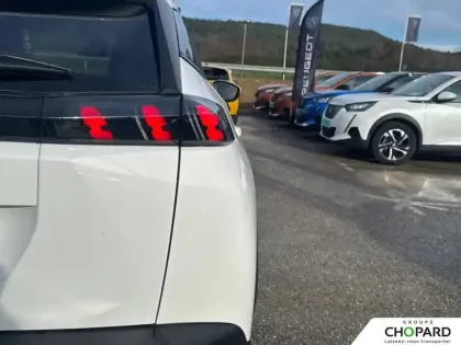 Photo 58 Peugeot 2008  PureTech 130 S&S EAT8