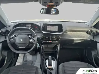 Photo 47 Peugeot 2008  PureTech 130 S&S EAT8