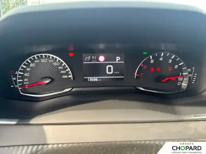 Photo 52 Peugeot 2008  PureTech 130 S&S EAT8