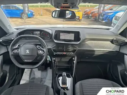 Photo 32 Peugeot 2008  PureTech 130 S&S EAT8