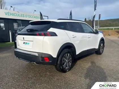 Photo 60 Peugeot 2008  PureTech 130 S&S EAT8