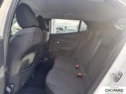 Photo 34 Peugeot 2008  PureTech 130 S&S EAT8