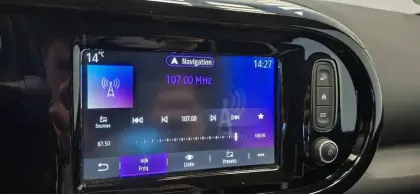 Photo 28 Renault Twingo  III E-Tech