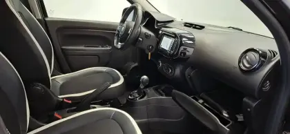 Photo 23 Renault Twingo  III E-Tech