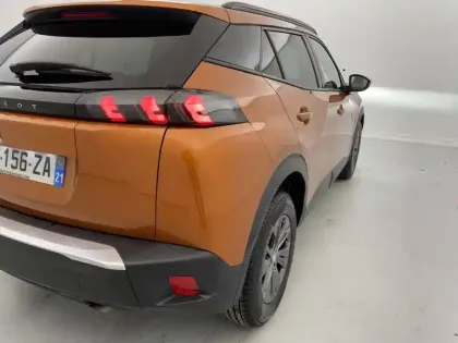 Photo 30 Peugeot 2008  PureTech 100 S&S BVM6