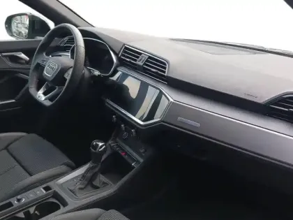 Photo 8 Audi Q3  Sportback 35 TFSI 150 ch S tronic 7