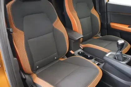 Photo 8 Renault Captur  Blue dCi 95