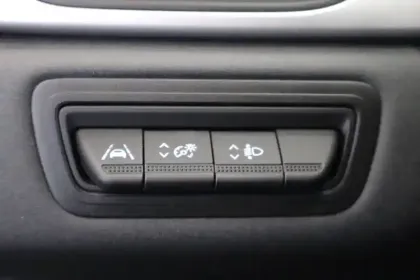 Photo 53 Renault Captur Gén. II (HJB) Ph1 Rive Gauche 5