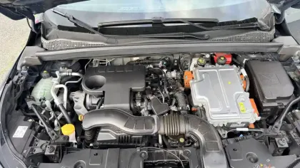 Photo 8 Renault Captur  E-Tech 145