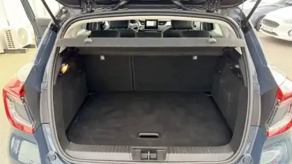 Photo 9 Renault Captur  E-Tech 145