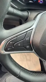 Photo 5 Renault Captur  E-Tech 145