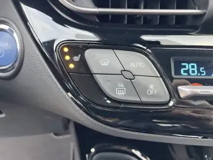 Photo 24 Toyota C-HR  Hybride 1.8L