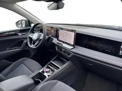 Photo 8 Volkswagen Tiguan  1.5 eTSI 150ch DSG7