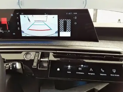 Photo 17 Peugeot 5008  Hybrid 136 e-DCS6