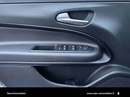 Photo 36 Alfa Romeo Junior  1.2 Ibrida 136 ch eDCT6