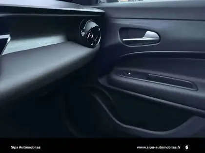 Photo 29 Alfa Romeo Junior  1.2 Ibrida 136 ch eDCT6