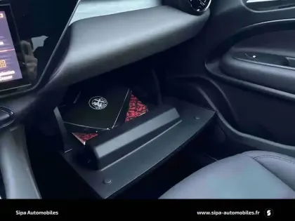 Photo 30 Alfa Romeo Junior  1.2 Ibrida 136 ch eDCT6