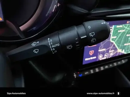 Photo 33 Alfa Romeo Junior  1.2 Ibrida 136 ch eDCT6