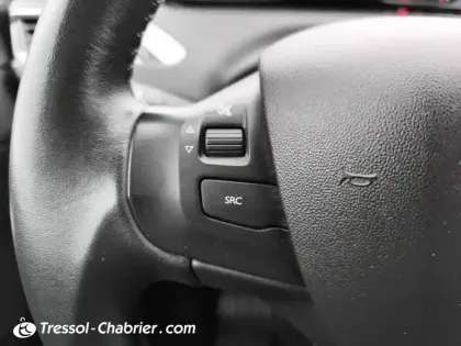 Photo 22 Peugeot 2008  PureTech 82ch S&S BVM5