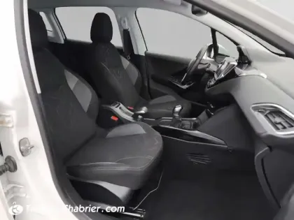 Photo 13 Peugeot 2008  PureTech 82ch S&S BVM5