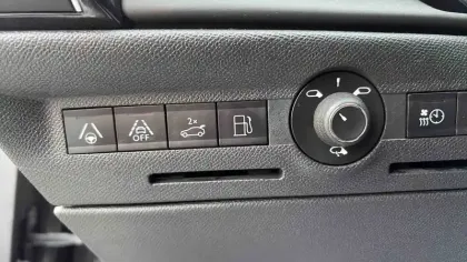 Photo 9 DS DS 9  Hybride E-Tense 225